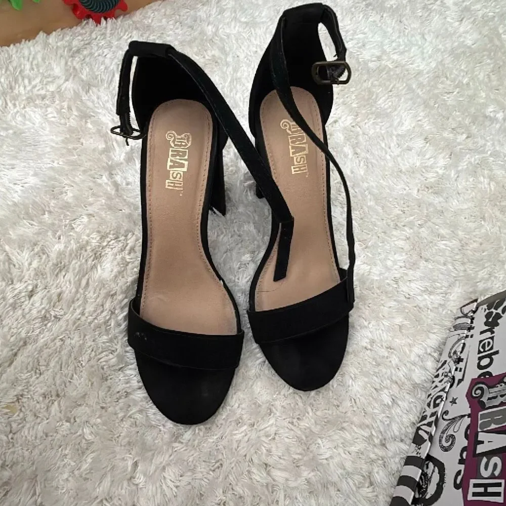 Brash Houston Black Suede Chunky Open-toes Heeled Sandals size 7.5